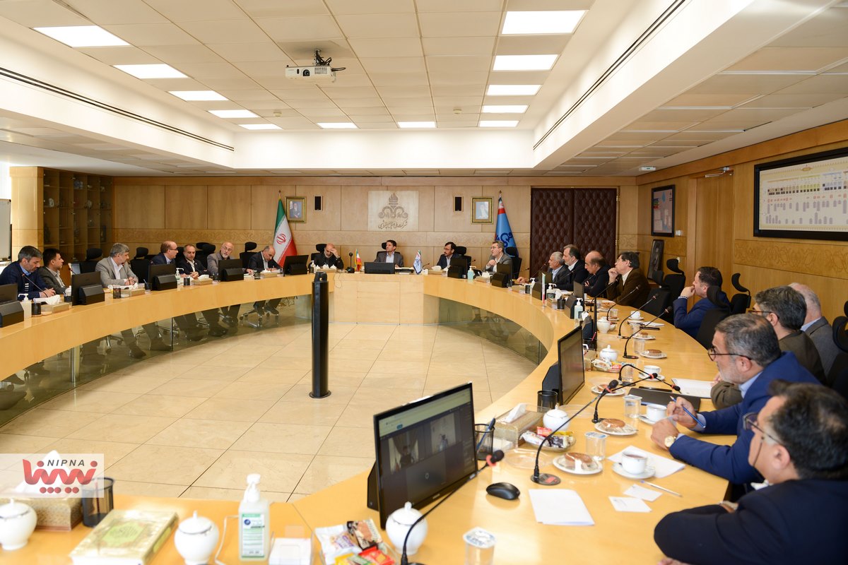 نشست هم اندیشی مدیران صنعت پتروشیمی 9