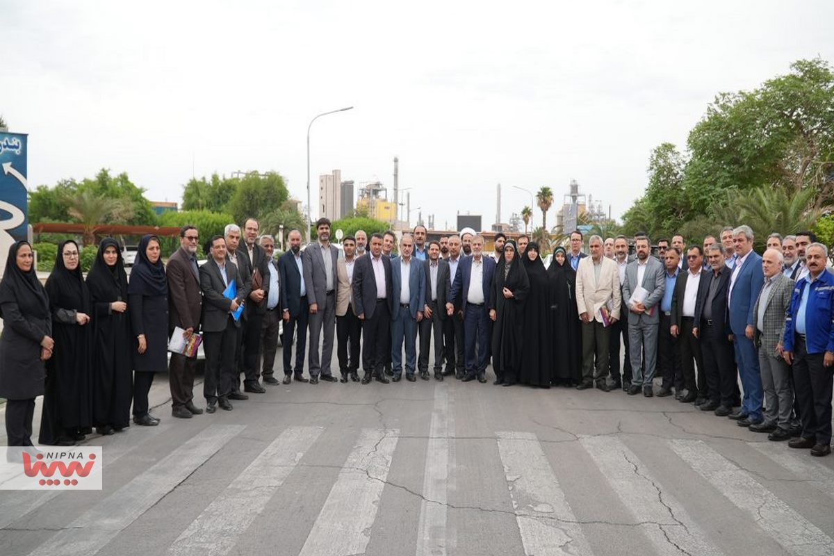 بازدید سرپرست شرکت ملی صنایع پتروشیمی از طرح های توسعه ای پتروشیمی بندرامام 1