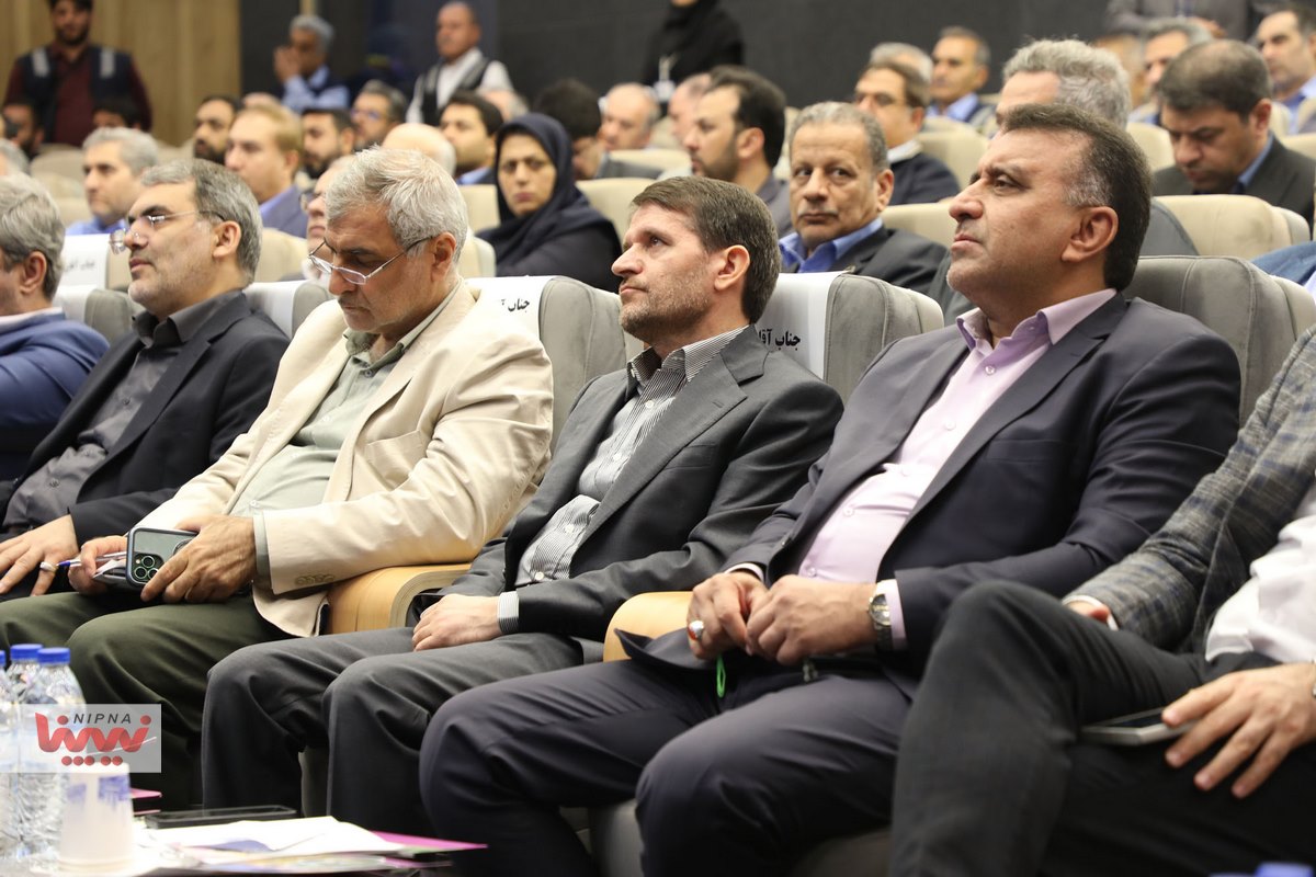 بازدید سرپرست شرکت ملی صنایع پتروشیمی از طرح های توسعه ای پتروشیمی بندرامام 14