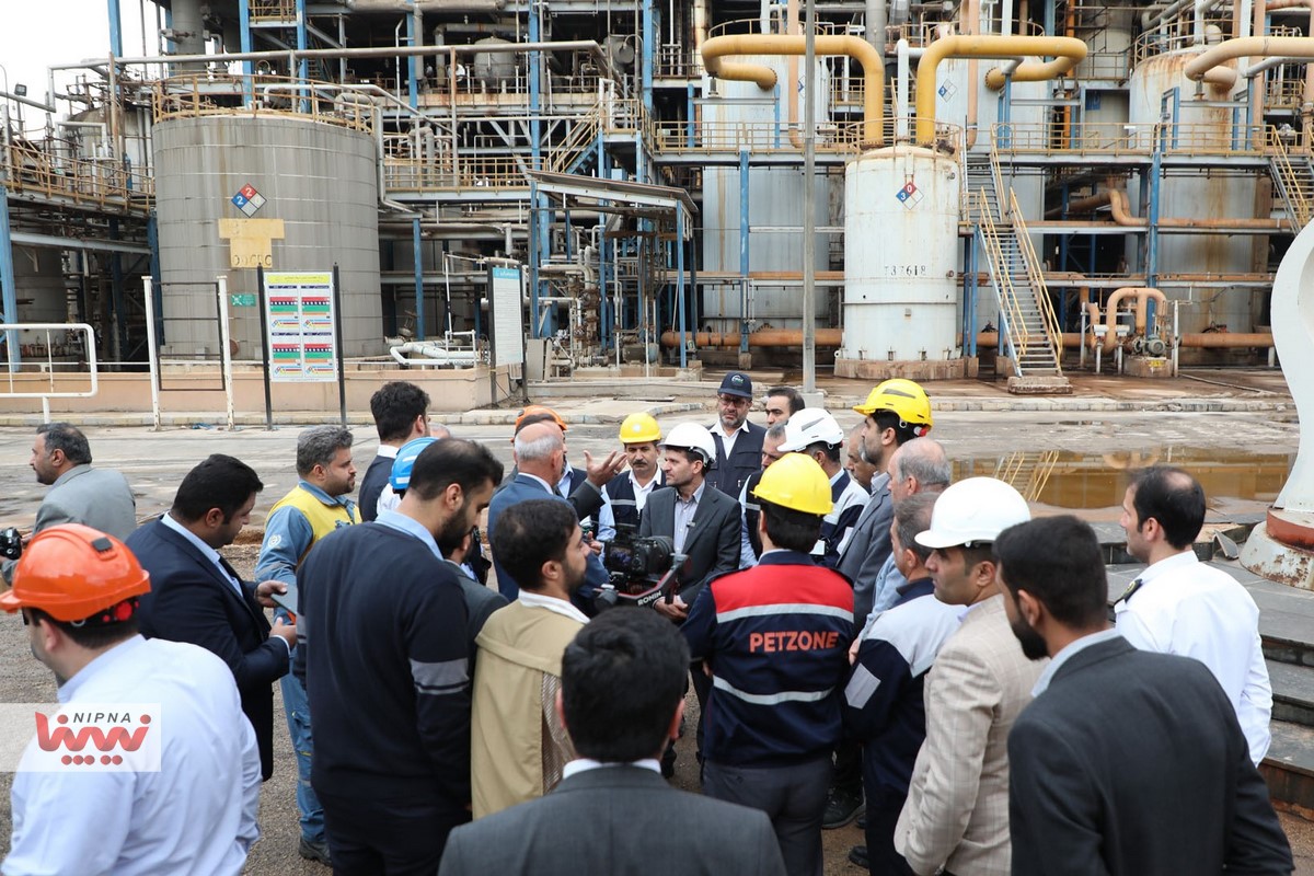 بازدید سرپرست شرکت ملی صنایع پتروشیمی از شرکت های پتروشیمی اروند، کارون و رازی در منطقه ویژه اقتصادی پتروشیمی 11