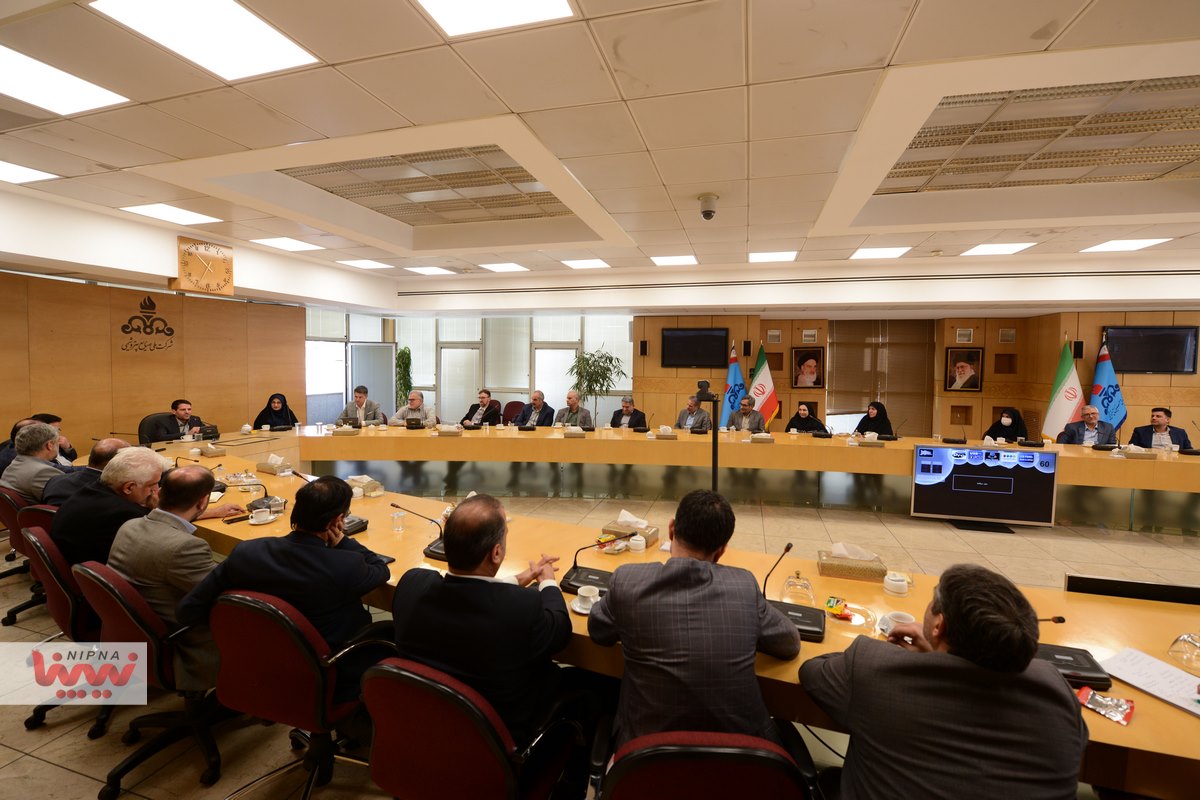 مراسم تودیع و معارفه رئیس دفتر مدیرعامل شرکت ملی صنایع پتروشیمی 11