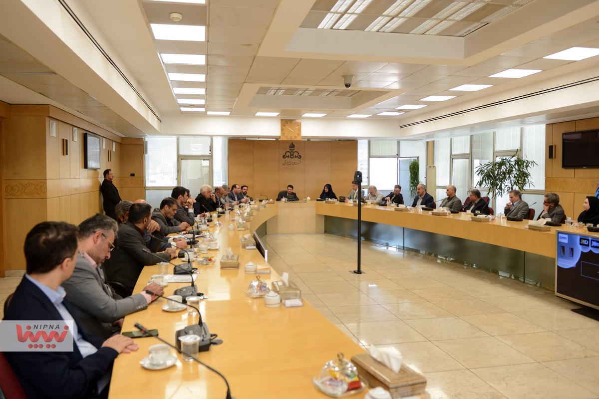 مراسم تودیع و معارفه رئیس دفتر مدیرعامل شرکت ملی صنایع پتروشیمی 16