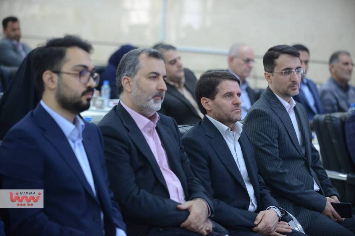 همایش سراسری رؤسای بازرسی شرکت های پتروشیمی کشور 18