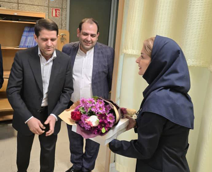 تقدیر از کادر درمان شرکت ملی صنایع پتروشیمی به مناسبت روز پرستار  4