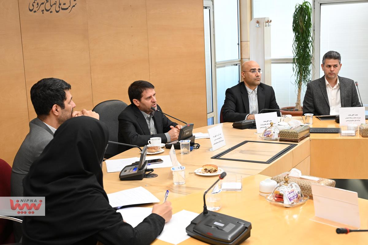 نشست هم اندیشی دکتر عباس زاده با انجمن های تخصصی صنایع تکمیلی پتروشیمی  9