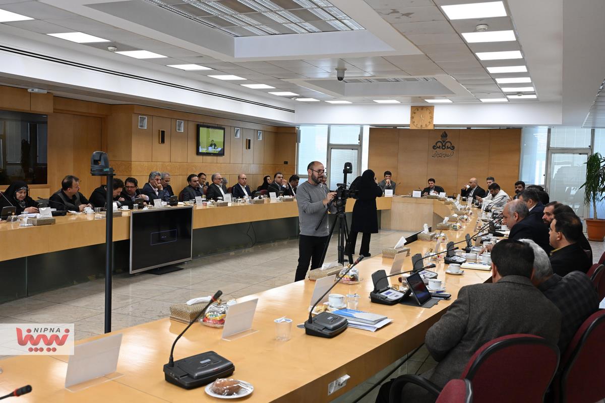 نشست هم اندیشی دکتر عباس زاده با انجمن های تخصصی صنایع تکمیلی پتروشیمی  13