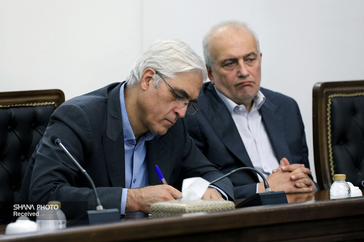 نشست معاون اول رئیس جمهور با مدیران شرکت های پتروشیمی 8