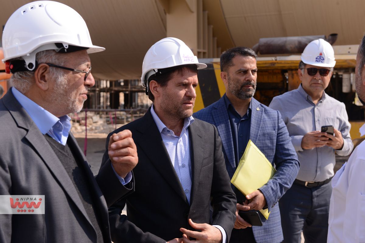 بازدید معاون وزیر نفت و مدیرعامل شرکت ملی صنایع پتروشیمی از پتروپالایش کنگان 12