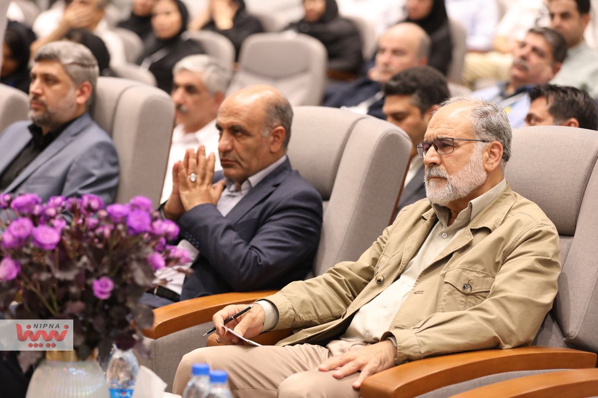 نشست تخصصی مدیران تعالی صنعت پتروشیمی با حضور معاون وزیر نفت در امور پتروشیمی 5