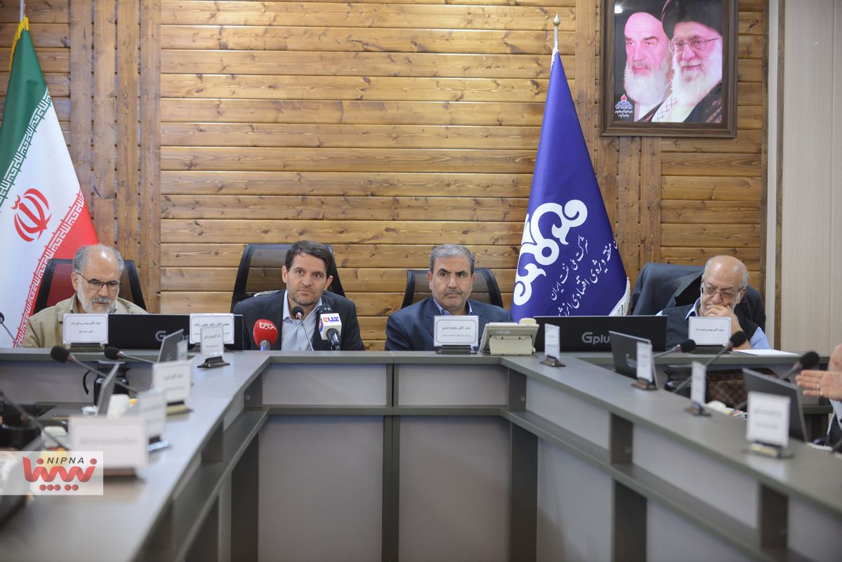 نشست بررسی وضعیت طرح های پتروشیمی مستقر در کنگان و منطقه ویژه انرژی پارس  7