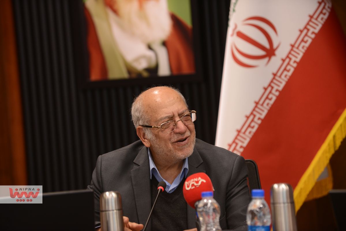 نشست بررسی روند پیشرفت طرح های پتروشیمی پتروپالایش کنگان با حضور معاون وزیر نفت در امور پتروشیمی 1