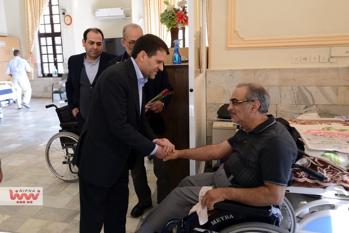 بازدید مدیرعامل شرکت ملی صنایع پتروشیمی از آسایشگاه ثارالله 3