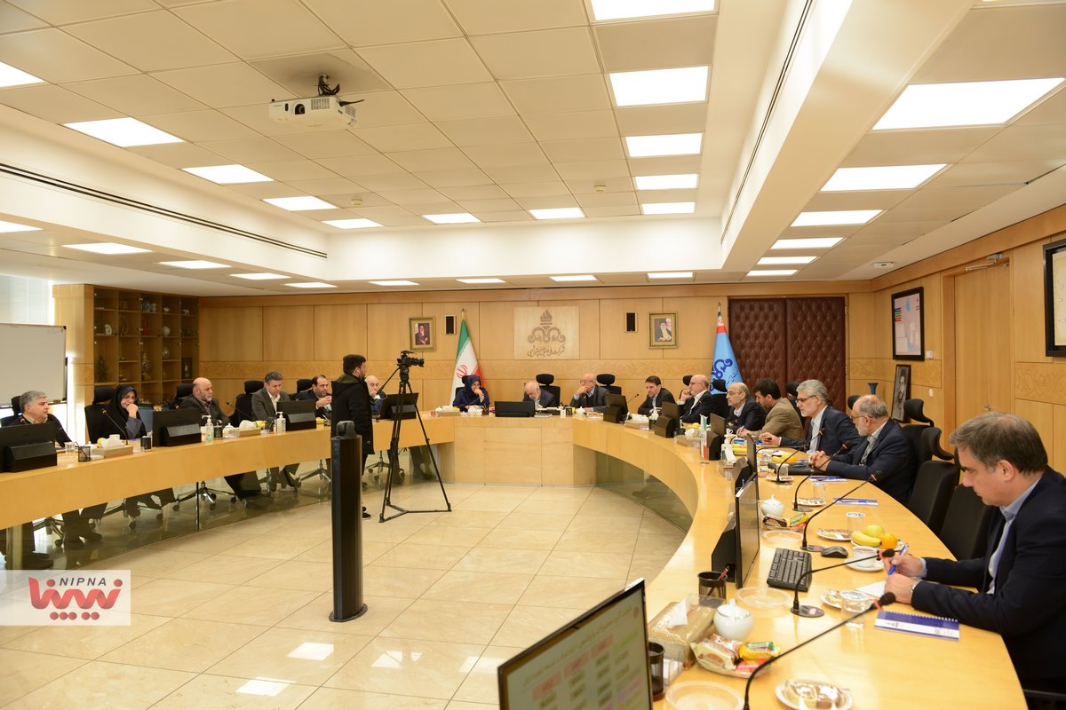 نشست صمیمی مدیران عامل ادوار شرکت ملی صناییع پتروشیمی 19