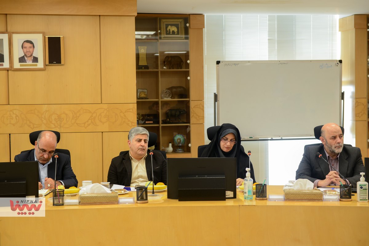 نشست صمیمی مدیران عامل ادوار شرکت ملی صناییع پتروشیمی 20