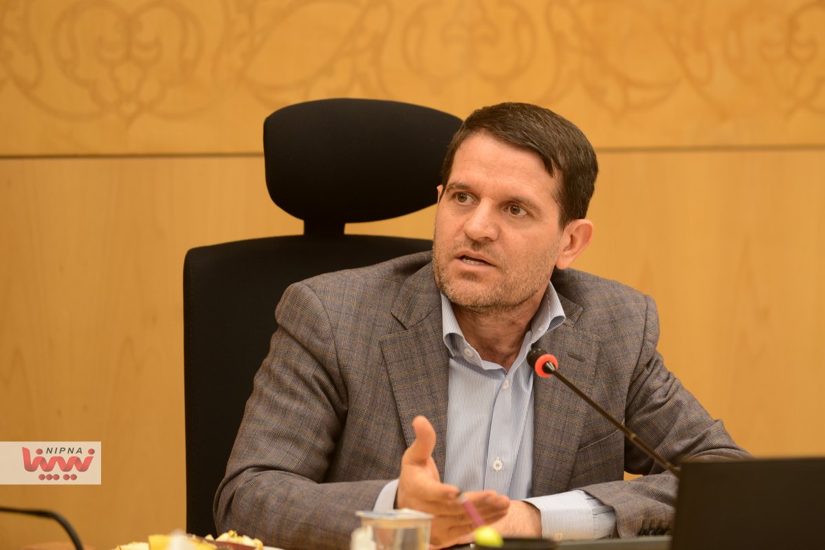 نشست هم اندیشی شصت سالگی صنعت پتروشیمی با حضور معاون وزیر نفت و مدیرعامل شرکت ملی صنایع پتروشیمی 2