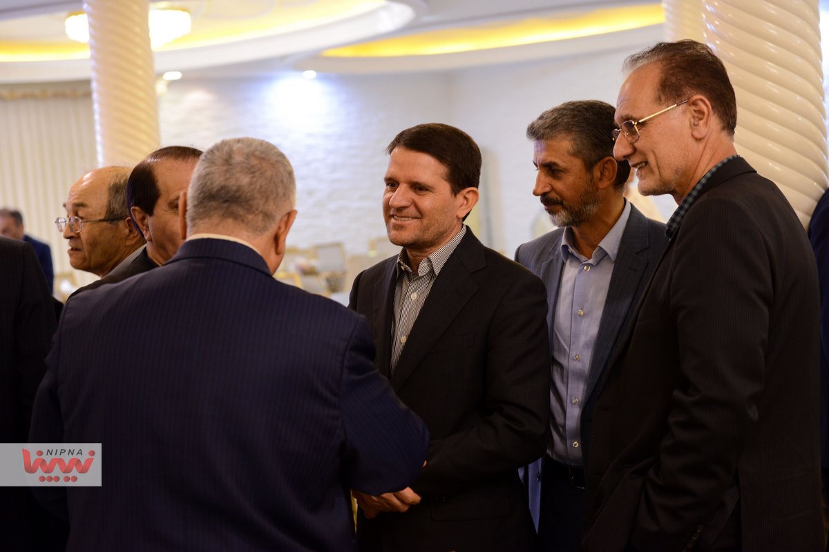 مراسم تقدیر از پیشکسوتان صنعت پتروشیمی 31