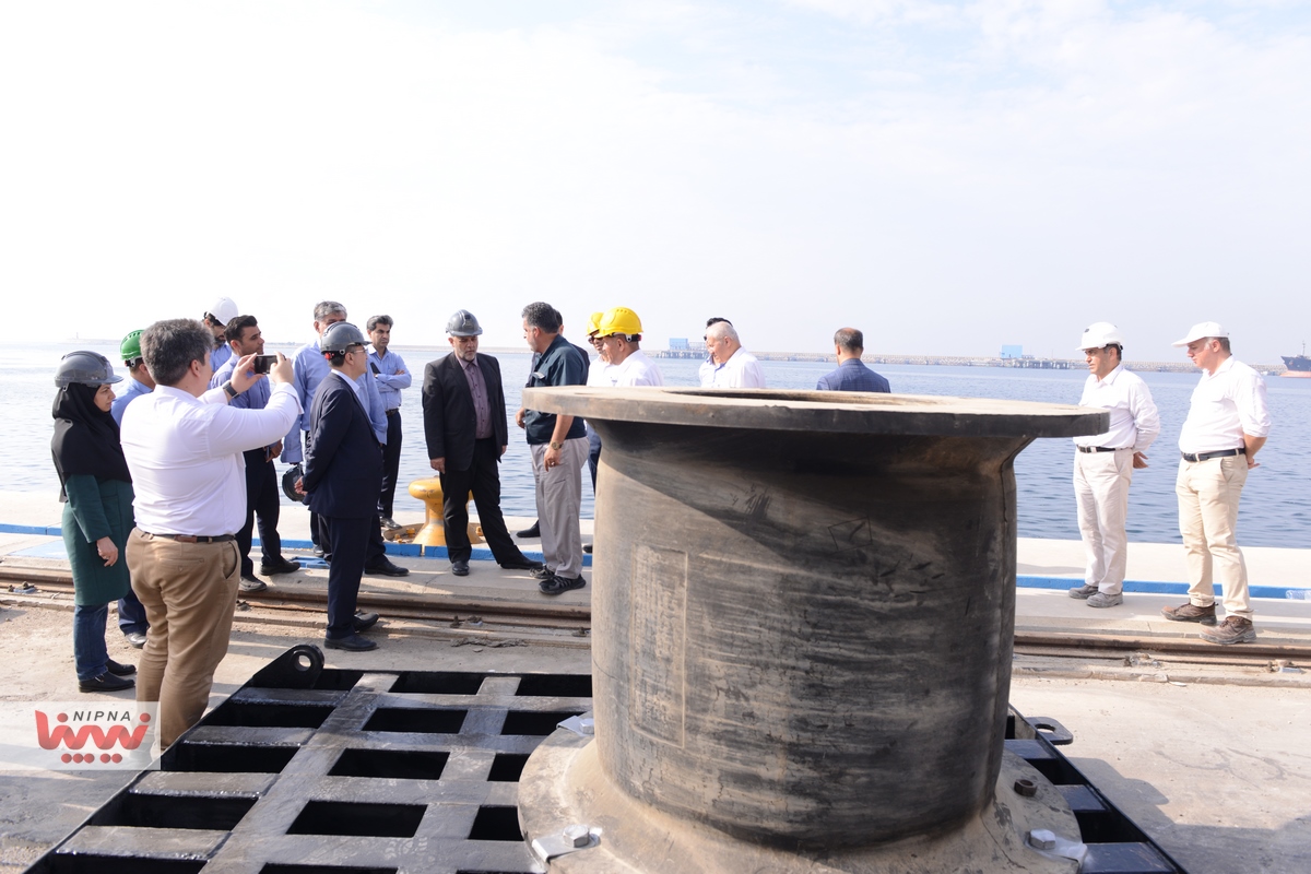 بازدید میدانی سرپرست مدیریت کنترل تولید شرکت ملی صنایع پتروشیمی از آخرین وضعیت پیشرفت اجرای پروژه های اسکله 12،11،10،9،8،7 و اسکله های 16 و 17 عسلویه 6