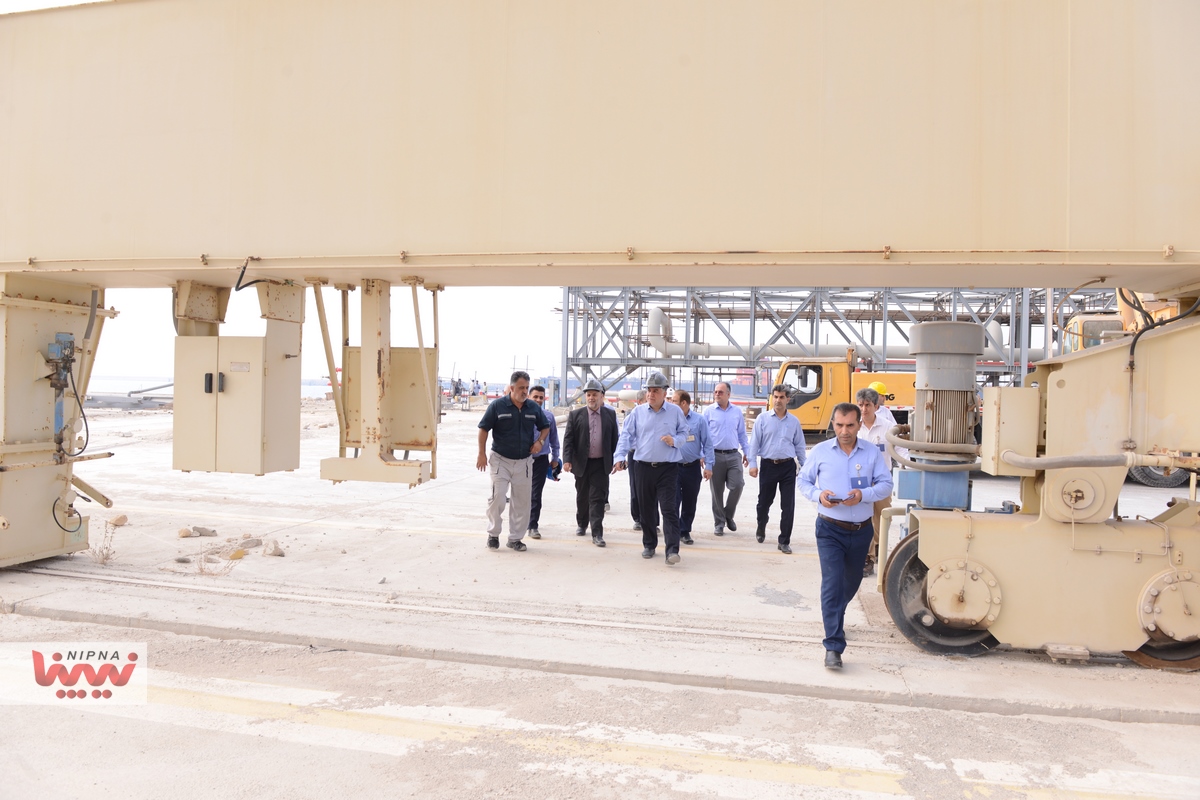بازدید میدانی سرپرست مدیریت کنترل تولید شرکت ملی صنایع پتروشیمی از آخرین وضعیت پیشرفت اجرای پروژه های اسکله 12،11،10،9،8،7 و اسکله های 16 و 17 عسلویه 8