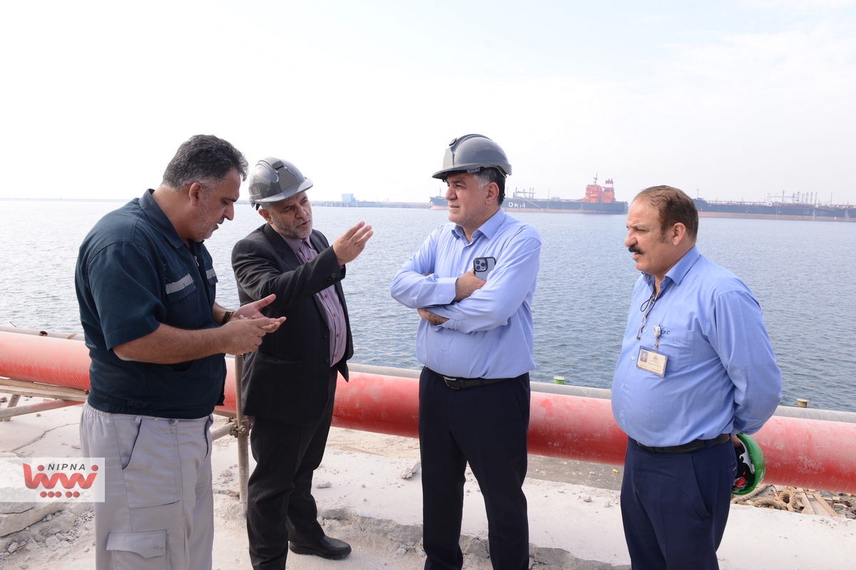 بازدید میدانی سرپرست مدیریت کنترل تولید شرکت ملی صنایع پتروشیمی از آخرین وضعیت پیشرفت اجرای پروژه های اسکله 12،11،10،9،8،7 و اسکله های 16 و 17 عسلویه 10