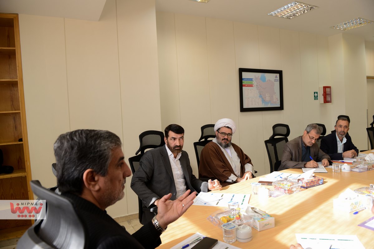 جلسه هم اندیشی ستاد امور ایثارگران وزارت نفت به میزبانی شرکت ملی صنایع پتروشیمی 4