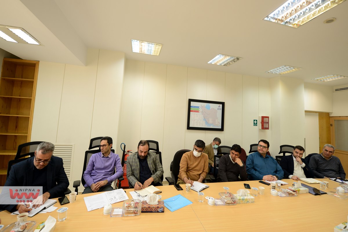 نشست تخصصی راهکارهای استفاده از SNG در صنعت پتروشیمی با حضور معاون وزیر نفت و مدیرعامل شرکت ملی صنایع پتروشیمی 8