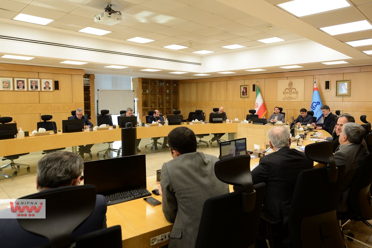 نشست مشترک نماینده NPC در هیئت مدیره هلدینگ خلیج فارس با مدیرعامل و مدیران شرکت ملی صنایع پتروشیمی 11