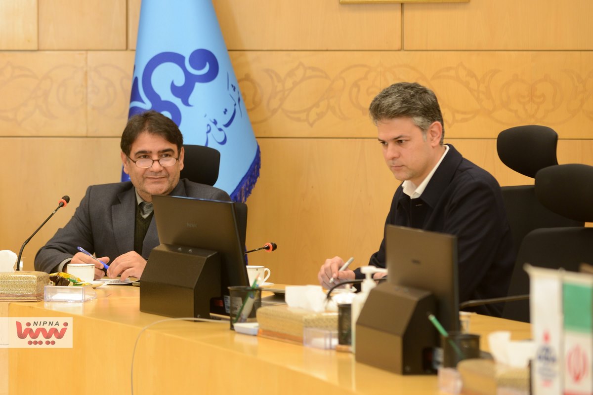 نشست مشترک نماینده NPC در هیئت مدیره هلدینگ خلیج فارس با مدیرعامل و مدیران شرکت ملی صنایع پتروشیمی 12