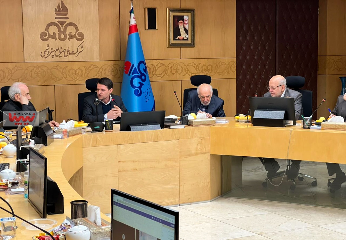 نشست مشورتی با مدیران و پیشکسوتان صنعت پتروشیمی 3