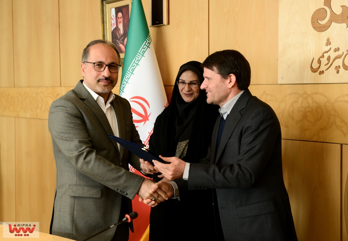 آیین تکریم و معارفه مدیر طرحها و و مدیر بهینه سازی مصرف انرژی شرکت ملی صنایع پتروشیمی 8