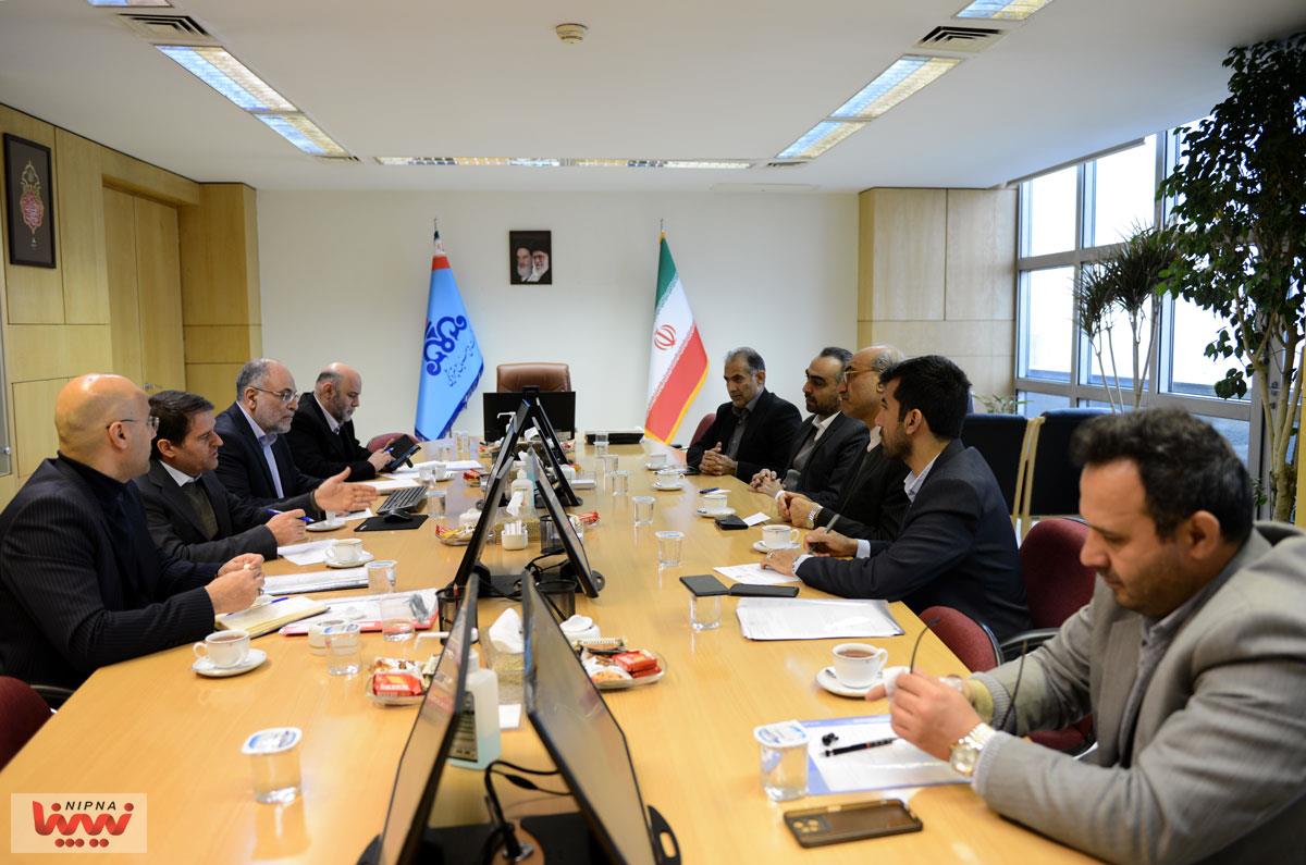 دیدار استاندار کرمانشاه با معاون وزیر نفت و مدیرعامل شرکت ملی صنایع پتروشیمی 6