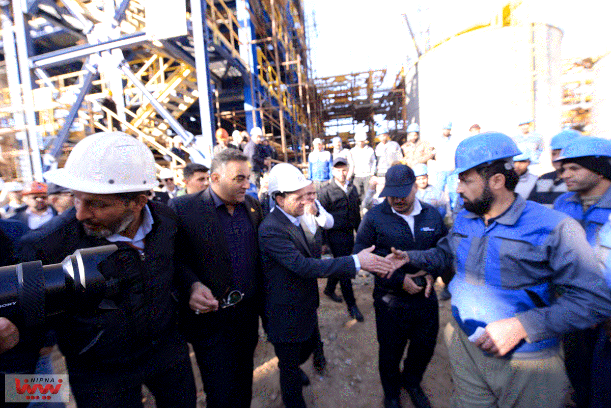 بازدید حسن عباس زاده معاون وزیر نفت و مدیرعامل شرکت ملی صنایع پتروشیمی از پارک پتروشیمی پتروناد 16