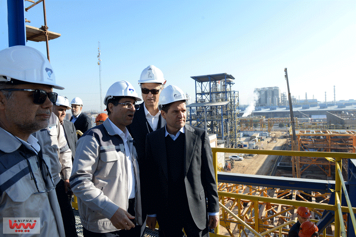 بازدید حسن عباس زاده معاون وزیر نفت و مدیرعامل شرکت ملی صنایع پتروشیمی از پارک پتروشیمی پتروناد 19