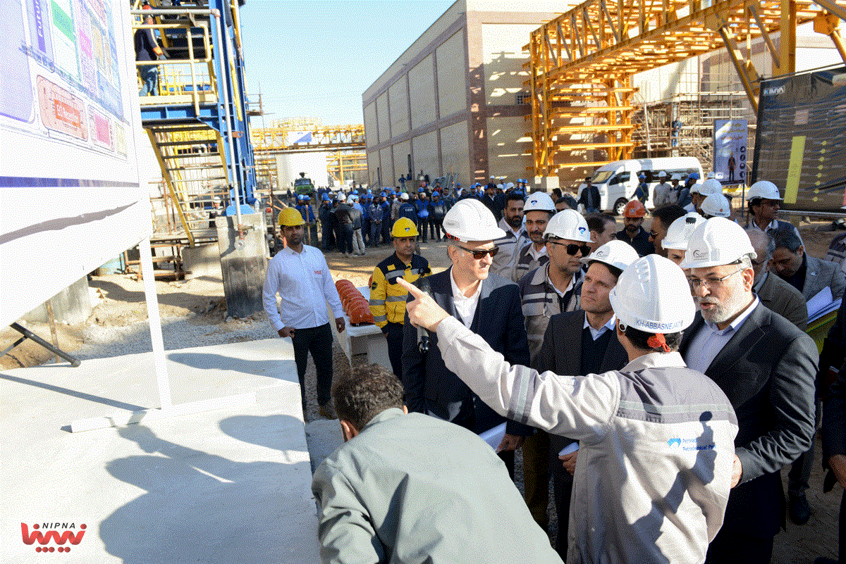 بازدید حسن عباس زاده معاون وزیر نفت و مدیرعامل شرکت ملی صنایع پتروشیمی از پارک پتروشیمی پتروناد 22
