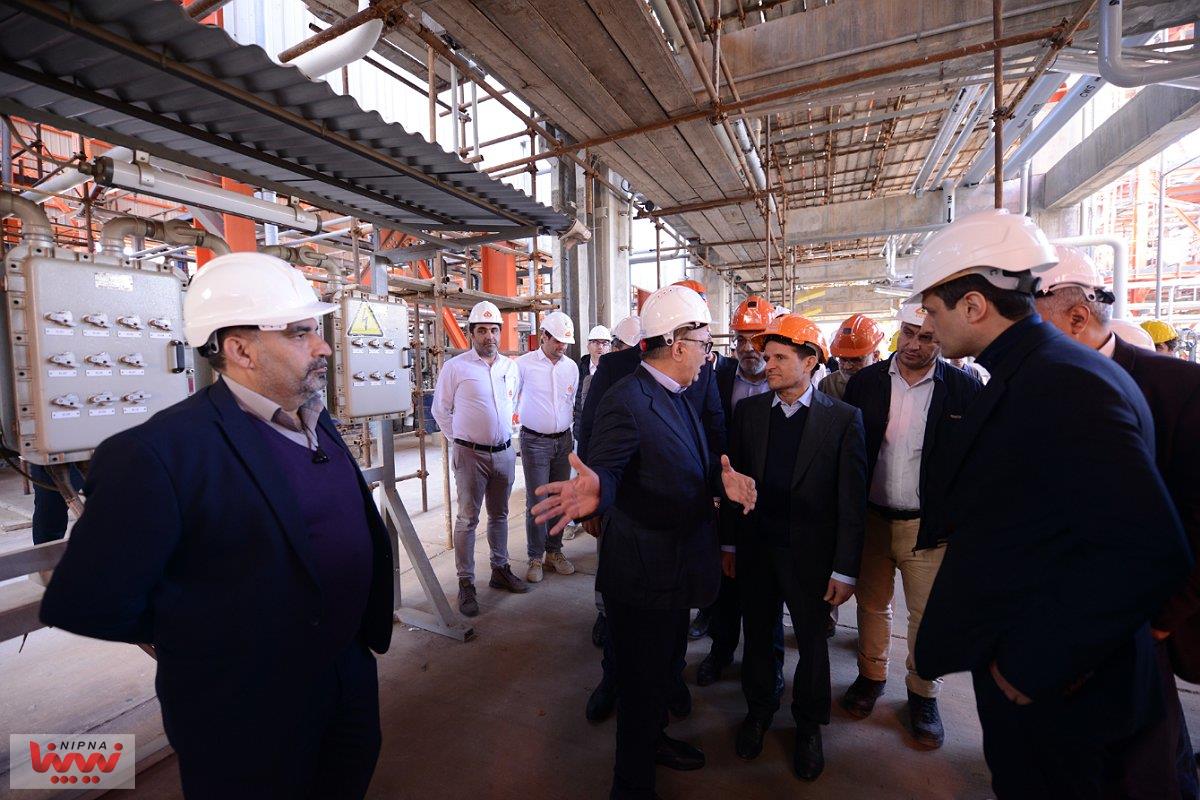 بازدید حسن عباس زاده معاون وزیر نفت و مدیرعامل شرکت ملی صنایع پتروشیمی ازطرح هایکو پتروشیمی کارون 1