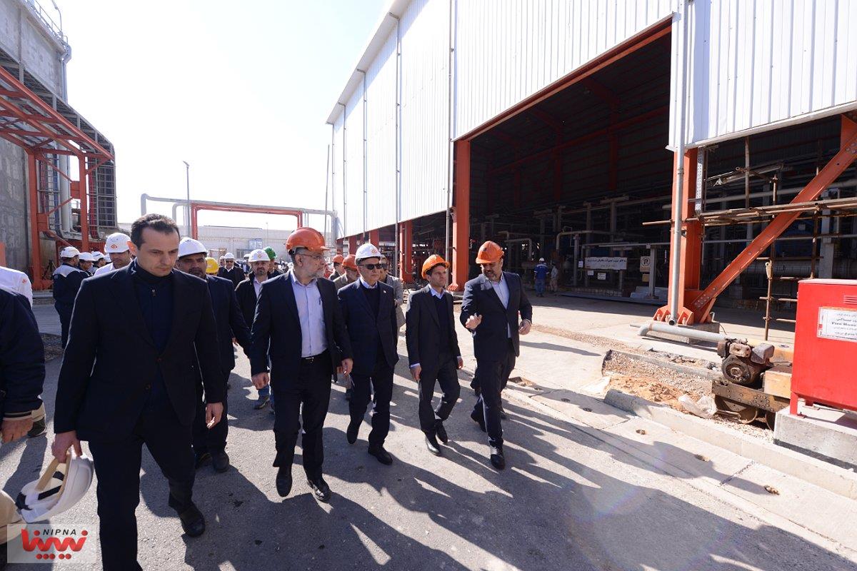 بازدید حسن عباس زاده معاون وزیر نفت و مدیرعامل شرکت ملی صنایع پتروشیمی ازطرح هایکو پتروشیمی کارون 7
