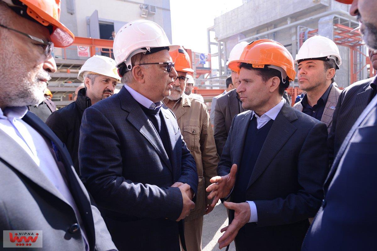بازدید حسن عباس زاده معاون وزیر نفت و مدیرعامل شرکت ملی صنایع پتروشیمی ازطرح هایکو پتروشیمی کارون 12