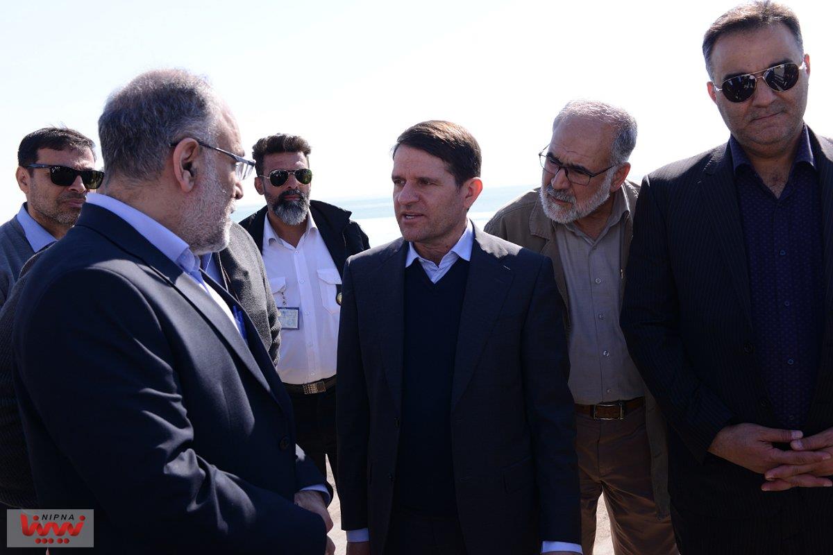 بازدید حسن عباس زاده معاون وزیر نفت و مدیرعامل شرکت ملی صنایع پتروشیمی از اسکله های شرکت پایانه ها و مخازن منطقه ویژه اقتصادی پتروشیمی ماهشهر 4