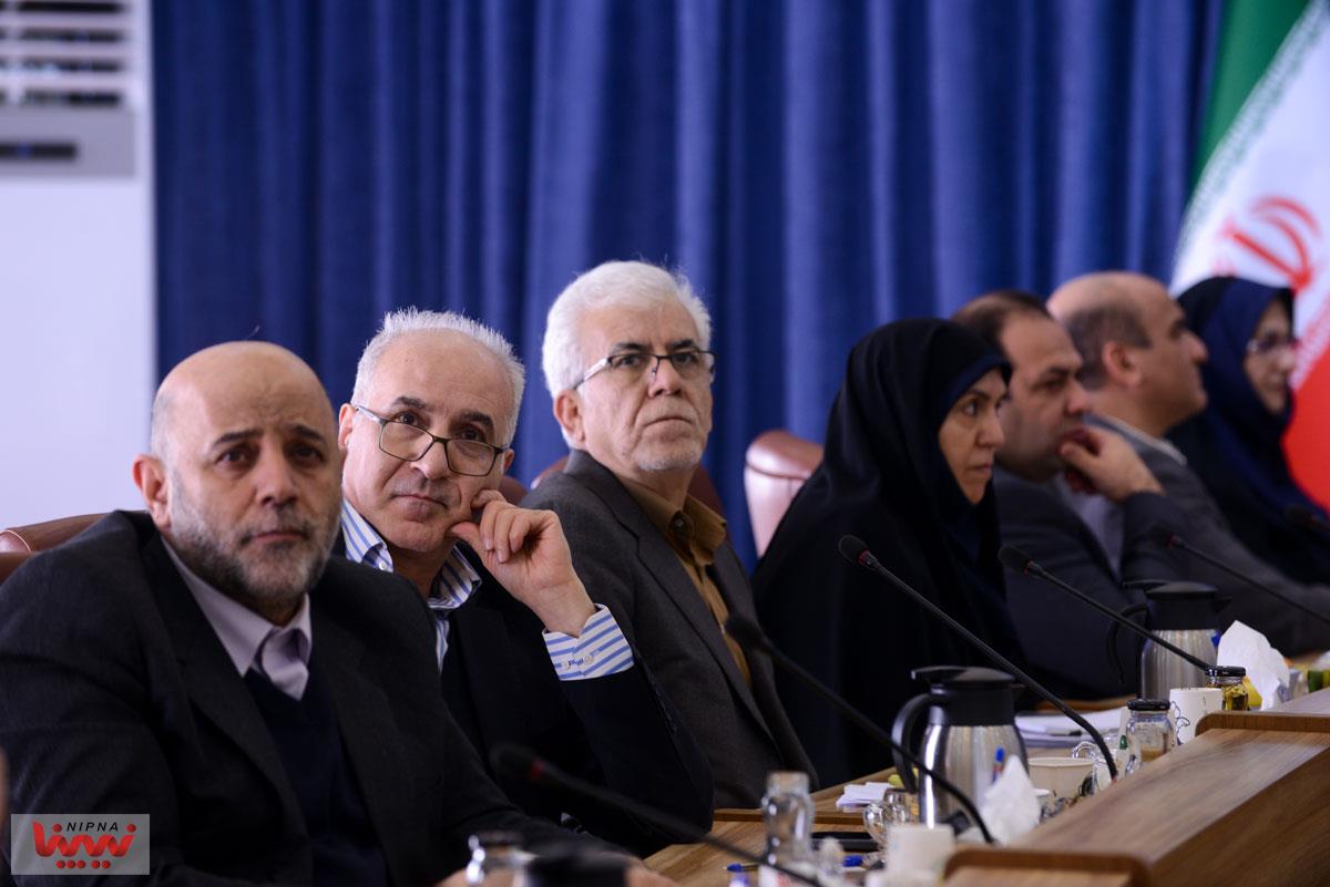 موافقت نامه همکاری میان معاونت علمی و فناوری و اقتصاد دانش بنیان ریاست جمهوری ، شرکت ملی صنایع پتروشیمی و دانشگاه صنعتی شریف در زمینه توسعه دستیار هوش مصنوعی صنعتی برای صنعت پتروشیمی کشور 5