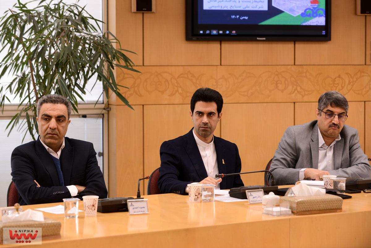 اولین اجلاس هم اندیشی مدیران HSE هلدینگ های صنعت پتروشیمی 16