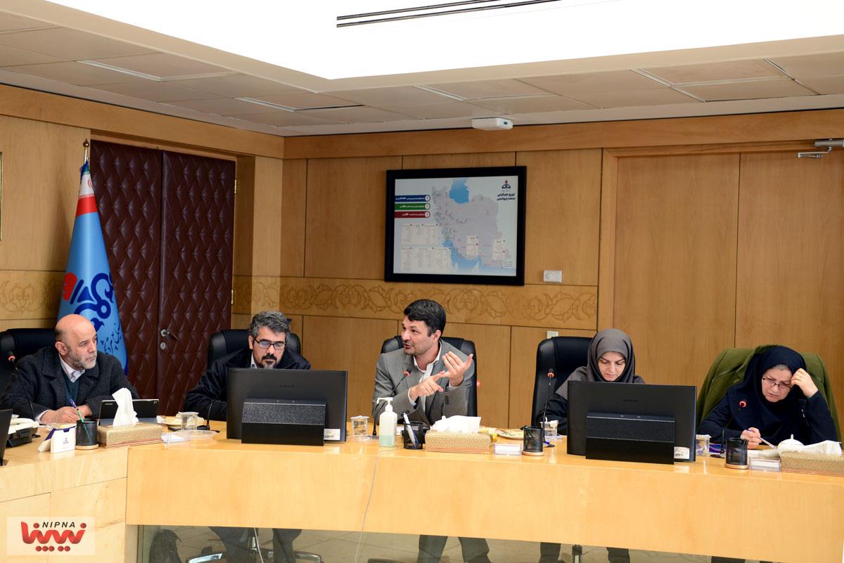 نخستین جلسه کارگروه هماهنگی عرضه و تقاضای محصولات پتروشیمی 4