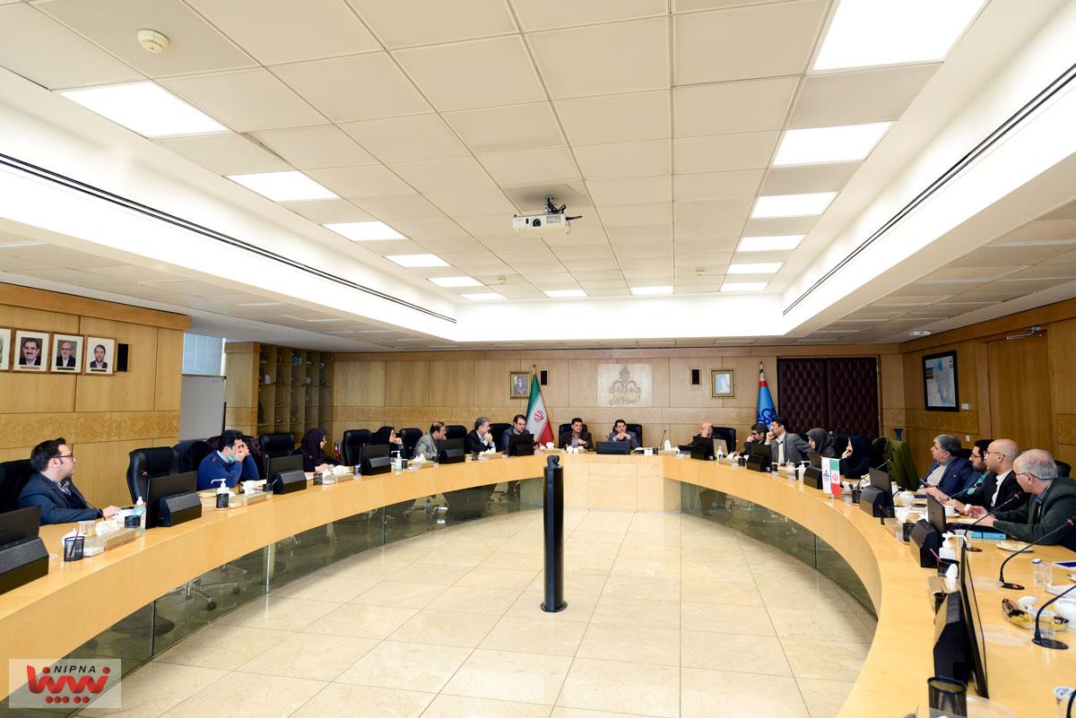 نخستین جلسه کارگروه هماهنگی عرضه و تقاضای محصولات پتروشیمی 12