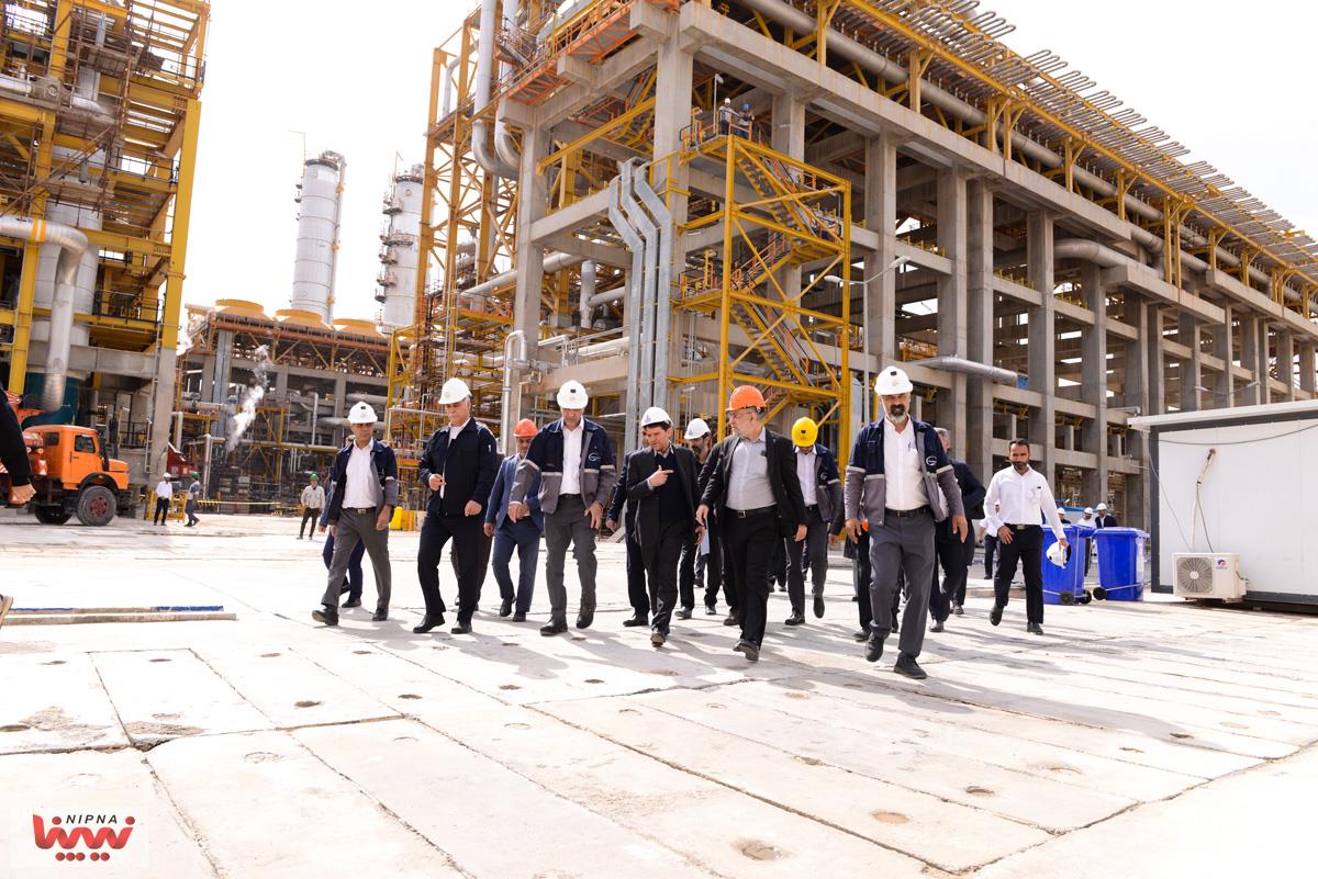 بازدید معاون وزیر نفت و مدیرعامل شرکت ملی صنایع پتروشیمی از طرح پتروشیمی آپادانا خلیج فارس 7
