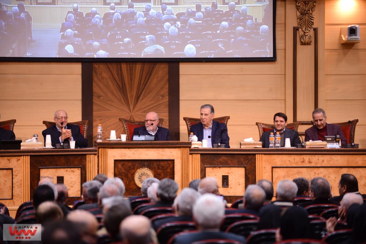 آیین بزرگداشت محمدرضا نعمت زاده به همت اتحادیه صادرکنندگان فرآورده های نفت، گاز و پتروشیمی برگزار شد 19