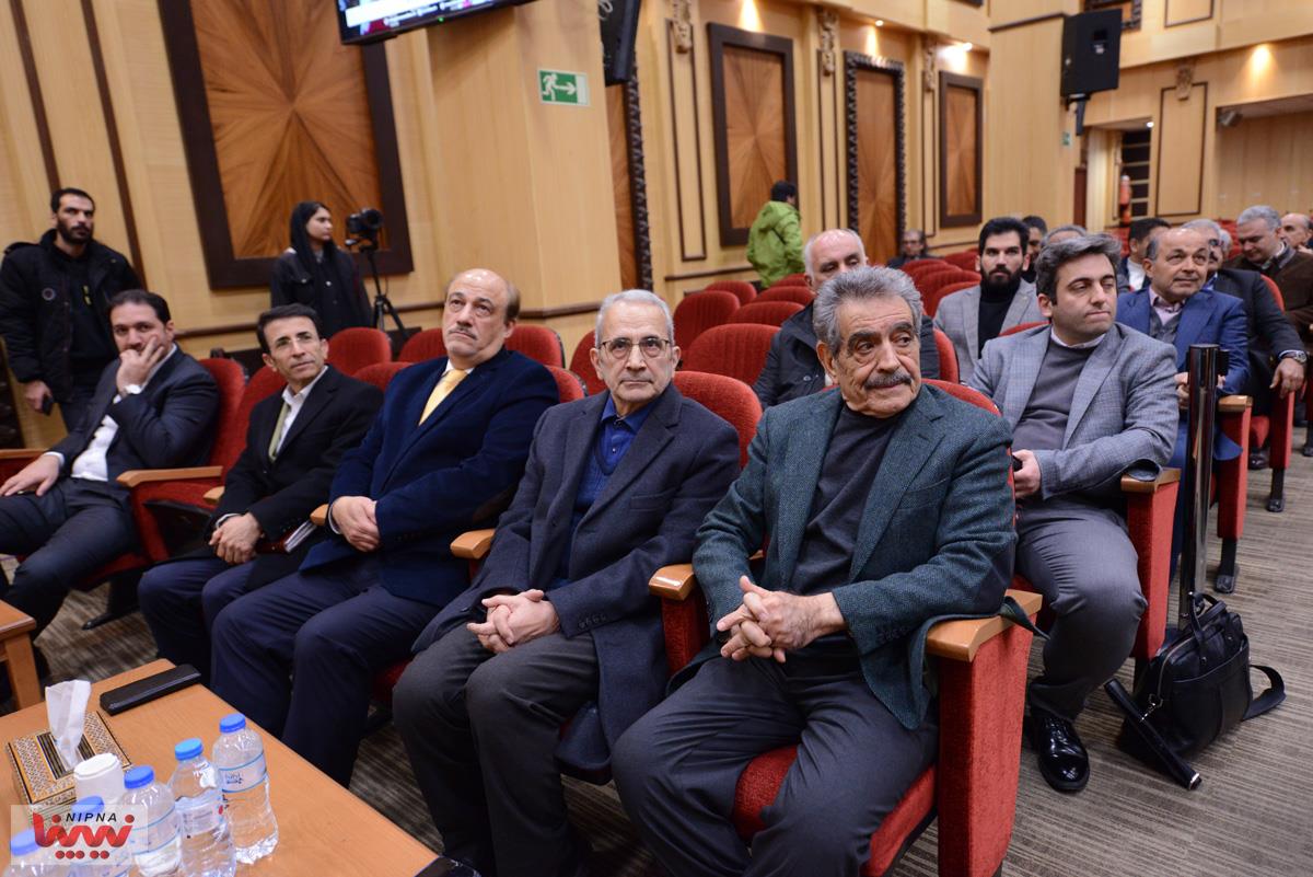 آیین بزرگداشت محمدرضا نعمت زاده به همت اتحادیه صادرکنندگان فرآورده های نفت، گاز و پتروشیمی برگزار شد 41