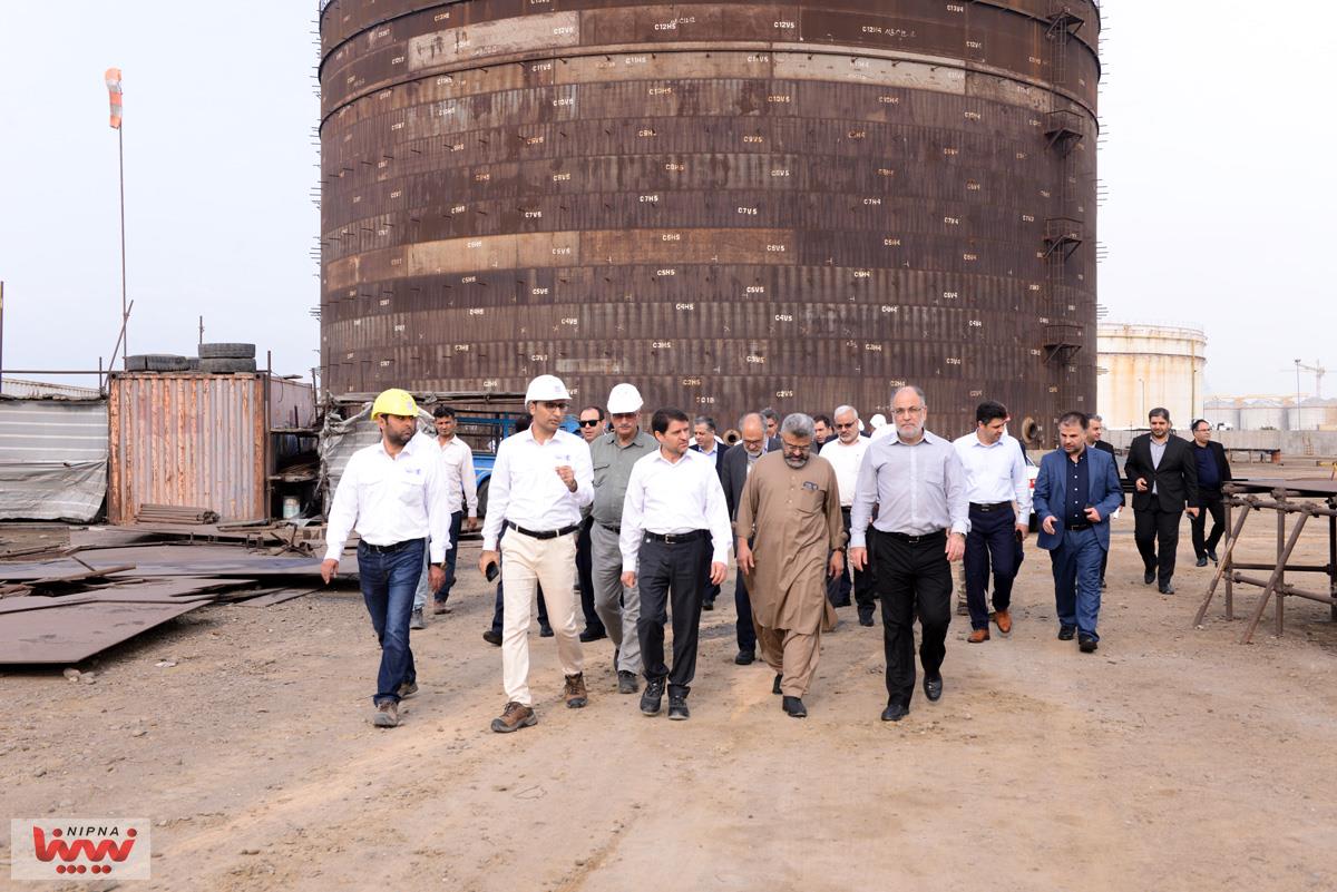 بازدید مدیرعامل شرکت ملی صنایع پتروشیمی از مخازن ذخیره اسکله های بارگیری و آبگیر وآب شیرین کن بندر شهید بهشتی و یوتیلتی متمرکز 34
