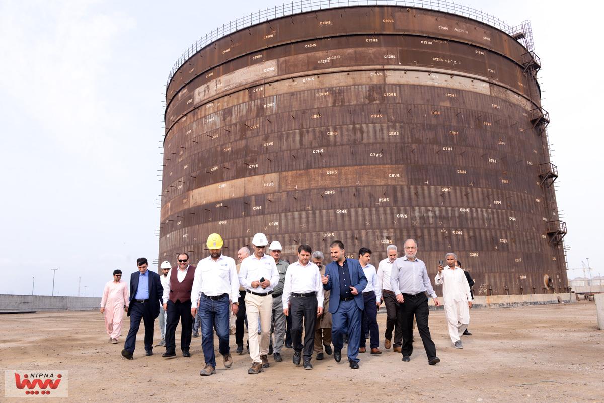 بازدید مدیرعامل شرکت ملی صنایع پتروشیمی از مخازن ذخیره اسکله های بارگیری و آبگیر وآب شیرین کن بندر شهید بهشتی و یوتیلتی متمرکز 36