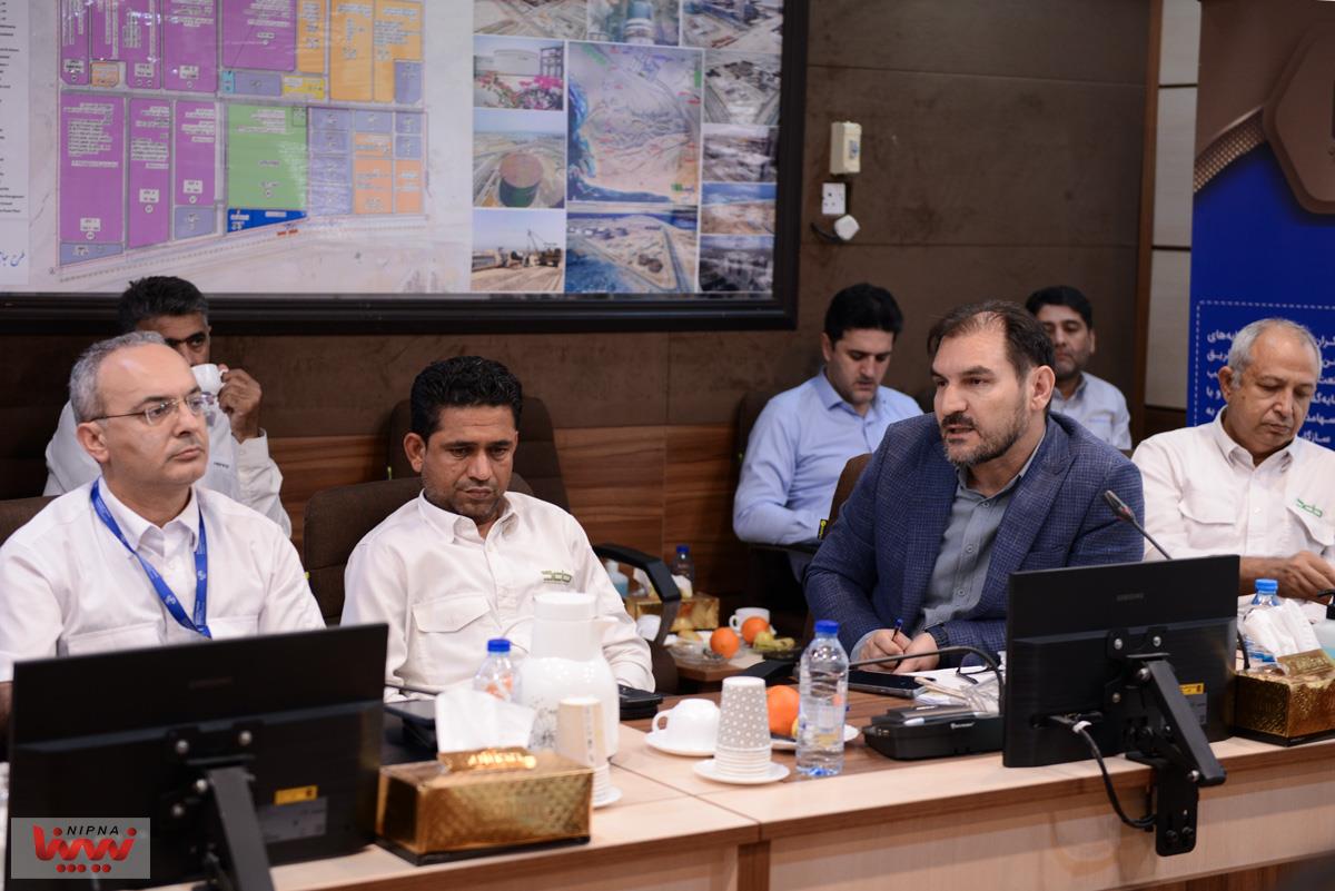 جلسه با مدیران طرح های پتروشیمی در منطقه مکران 8