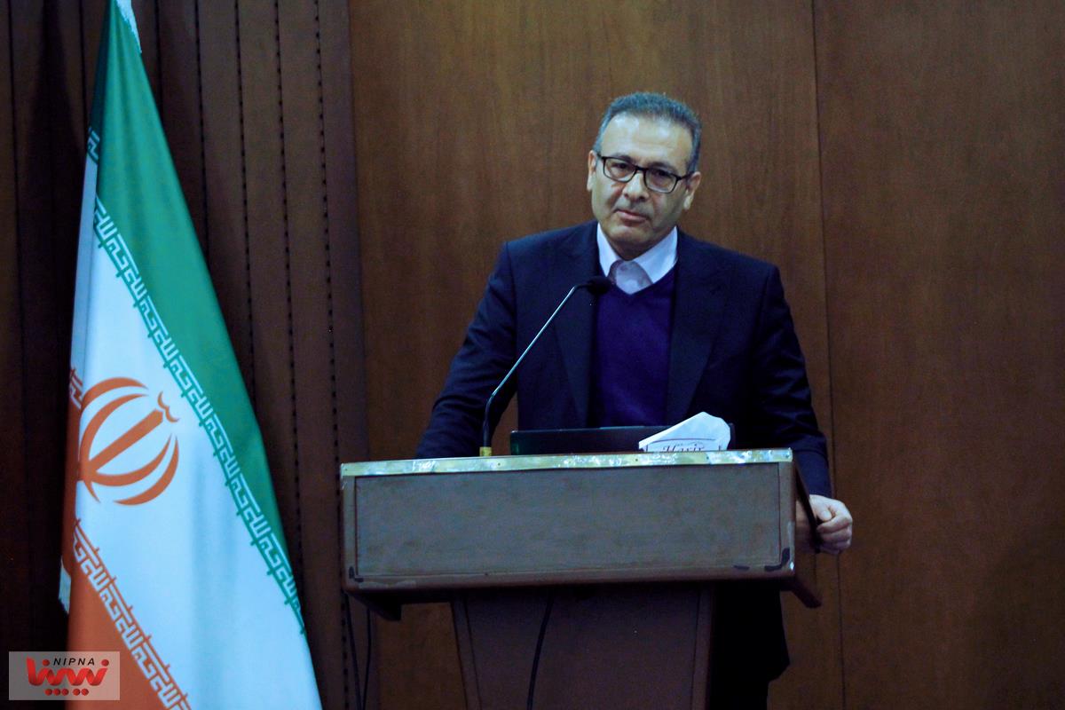 همایش تخصصی مدیریت کربن در صنعت پتروشیمی 19