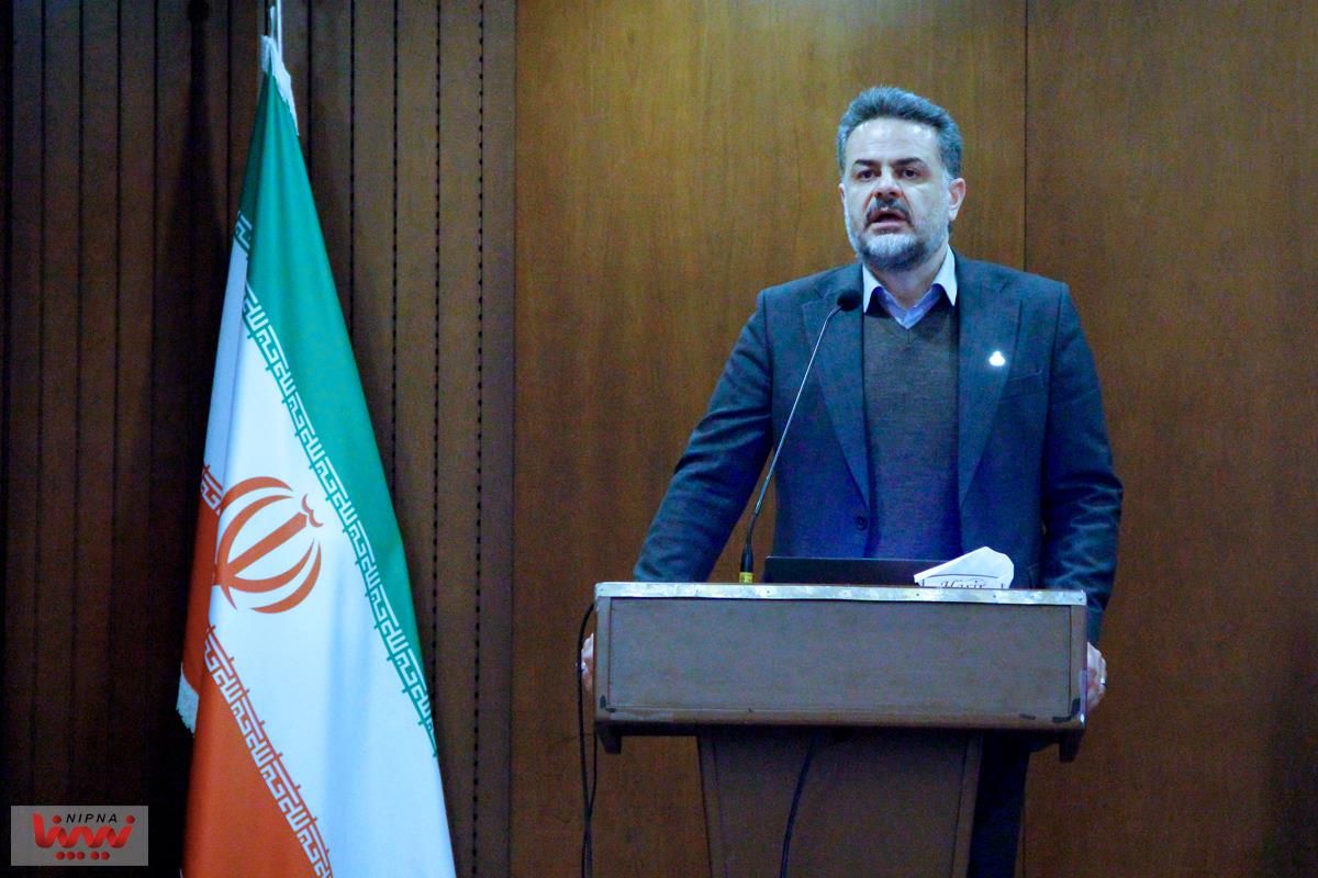 همایش تخصصی مدیریت کربن در صنعت پتروشیمی 28