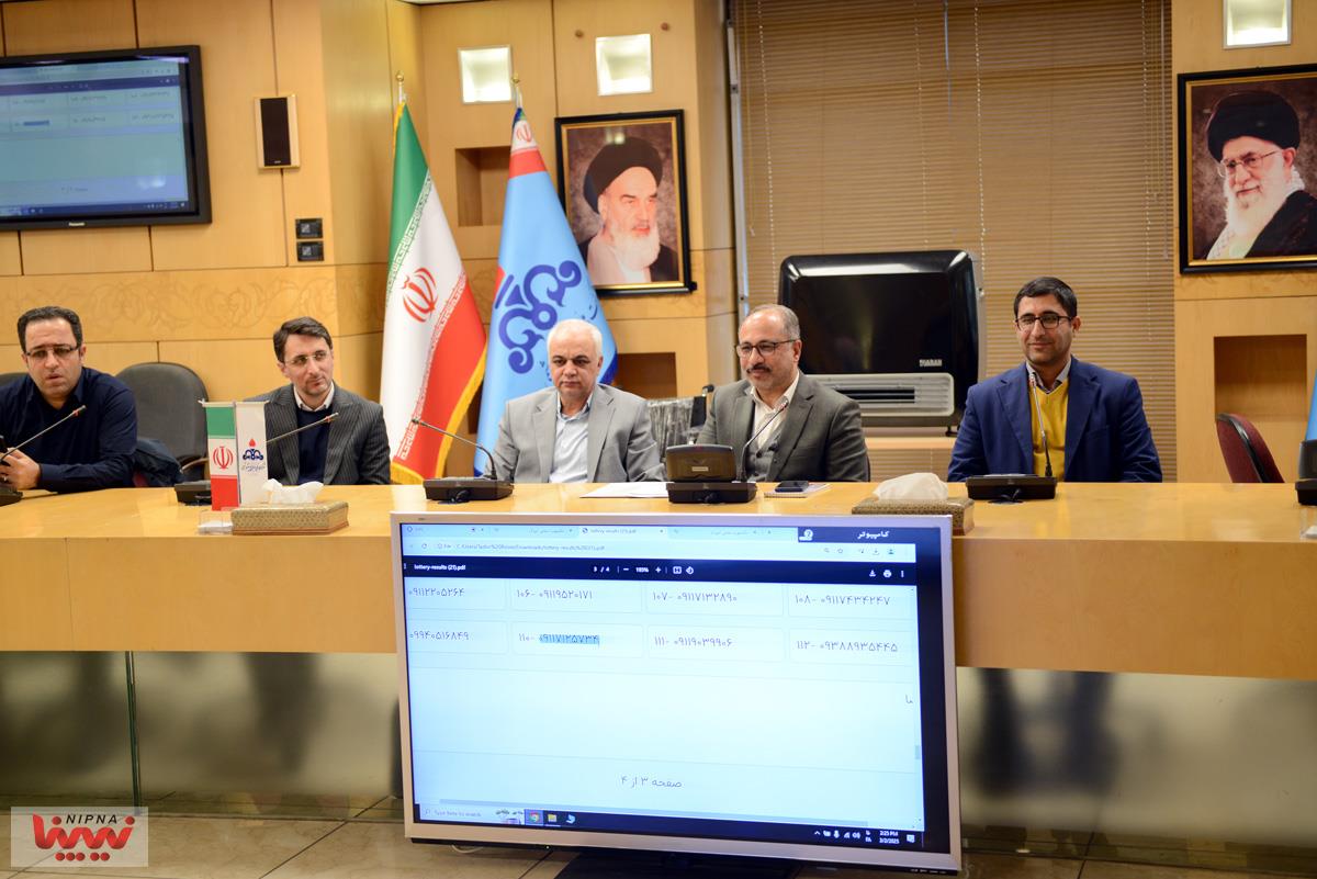 سومین مراسم قرعه کشی جوایز شرکت کنندگان در طرح پویش کاهش ده درصدی مصرف گاز و انرژی 8